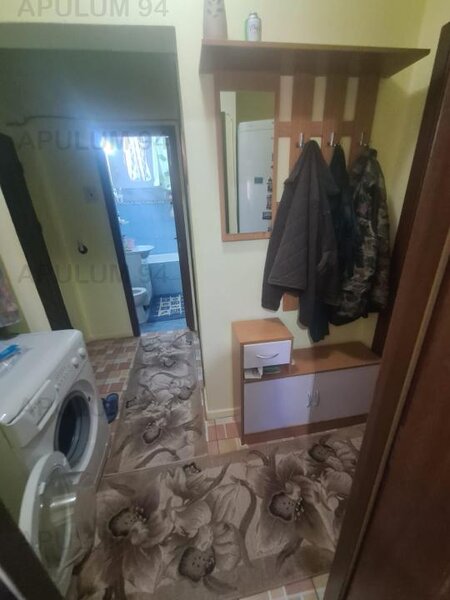 Apartament cu 2 camere de vanzare in Campina - Zona semicentrala